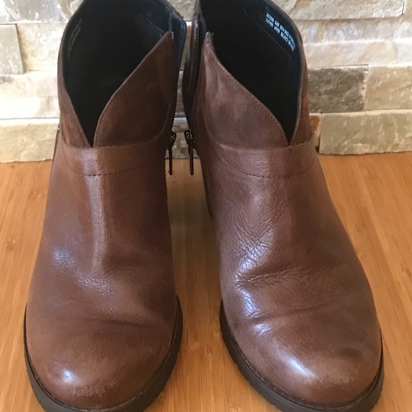 Clarks Shoes - Clark’s  Suede/Leather Ankle Boots 3” heel Sz 8.5